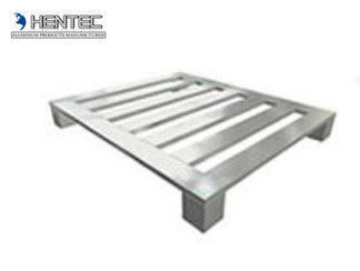 6063T - T5 / T6 الألومنيوم باب إطارات مسحوق رذاذ المغلفة الحفر