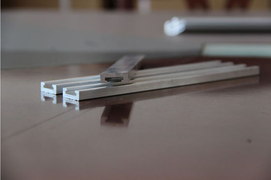 سبيكة 6060/6005 ألومنيوم بثق قناة مطحنة ينهي ل ليد ضوء