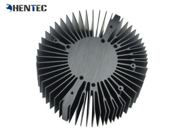 6063 - T5 المبرد / المبرد / الالومنيوم Heatsink النتوء الملامح الأسود بأكسيد