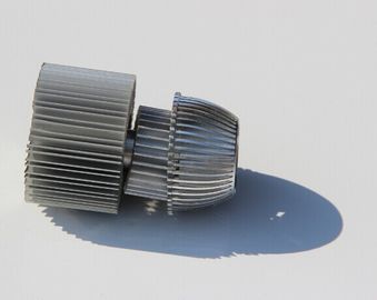 بأكسيد 6005-T5 الألومنيوم المبرد البثق T4 / T5 / T6 / T66